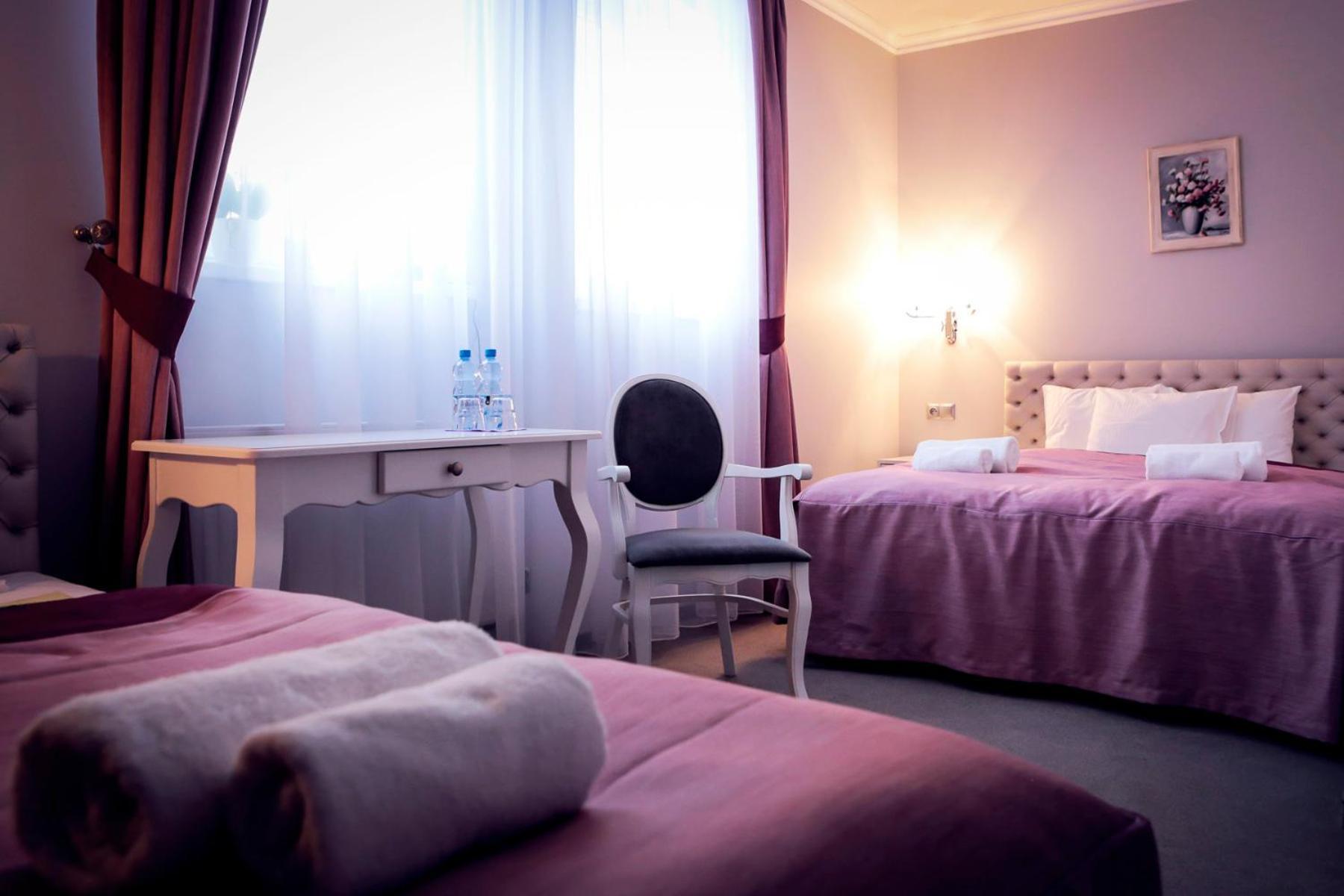 Hotel Madelaine Lwowek Slaski Ruang foto