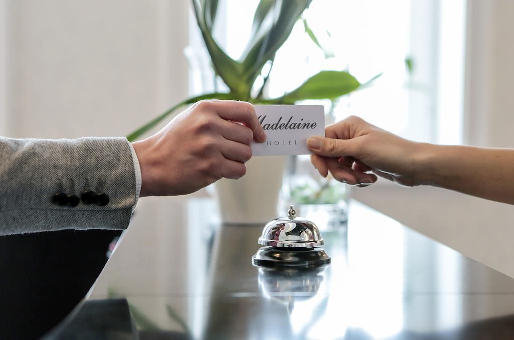 Hotel Madelaine Lwowek Slaski Bagian luar foto